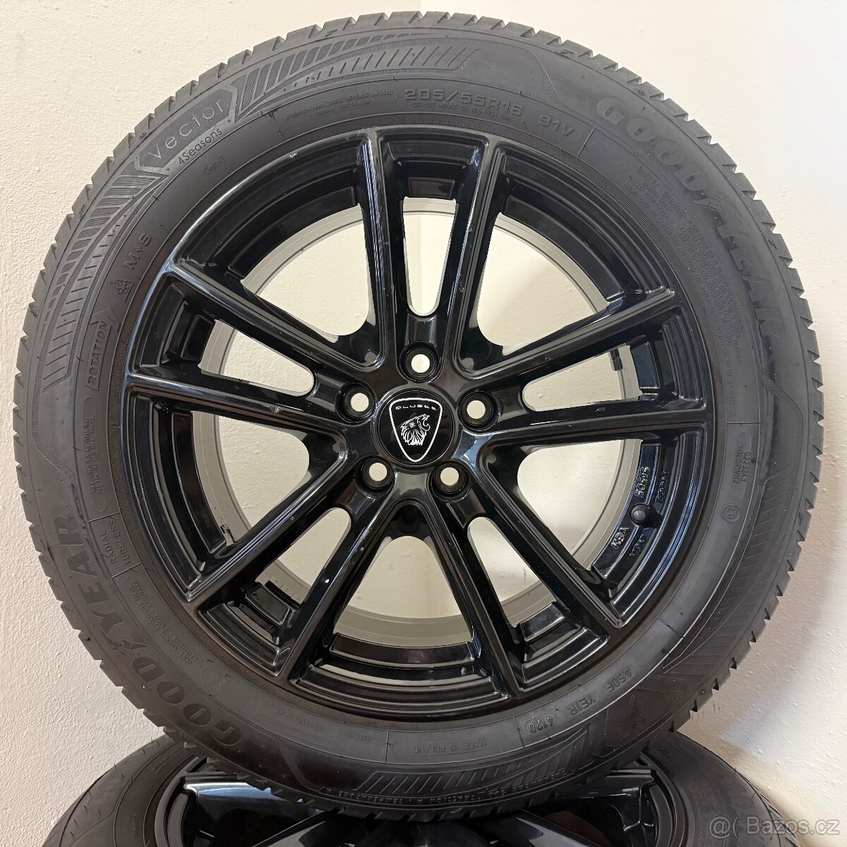 VW/SEAT/ŠKODA 5x100 R16 ET40+CELOROČNÍ 205/55R16 7,5mm - 3
