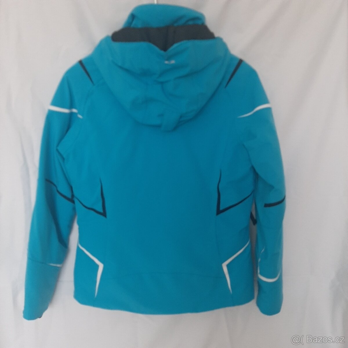 Prodám lyžařskou bundu vel.152 - 3