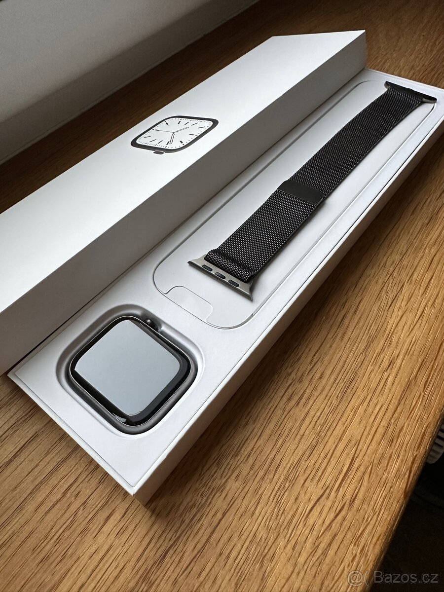 Apple Watch 7 - 45mm Stainless Steel Cellular– Graphite 🔥 - 3