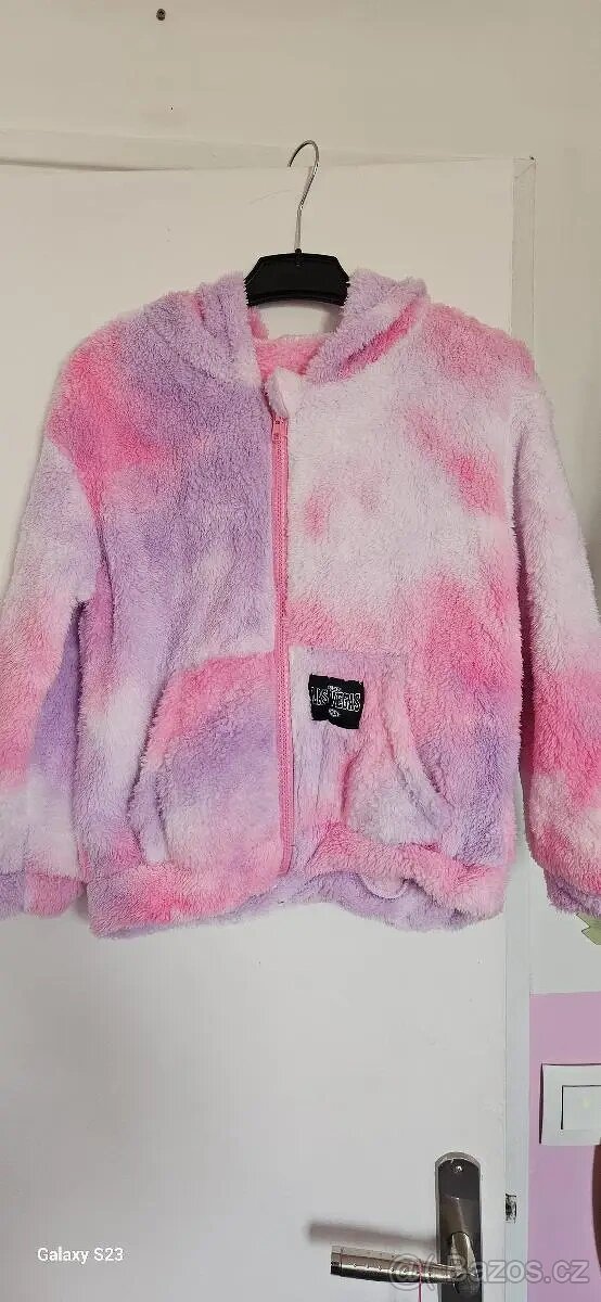 Prodam hebkou novou mikinku - ala Jednorozec vl.134/140 - 3