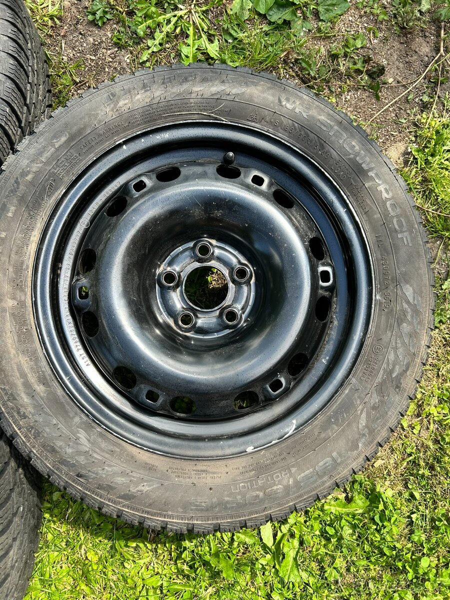 Zimní pneu 185/60 R15 + disk 6Jx15 ET38 5x100 - 3