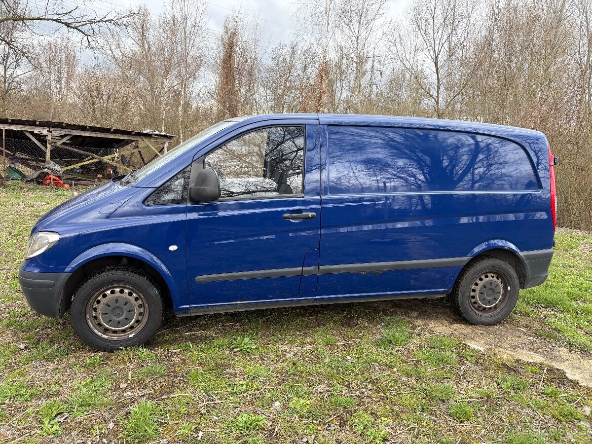 Mercedes Vito W639 - bez motoru - 3