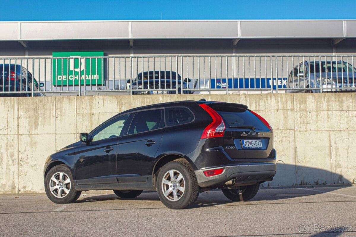 Volvo XC60 D5 (151kW) AWD Kinetic - 3