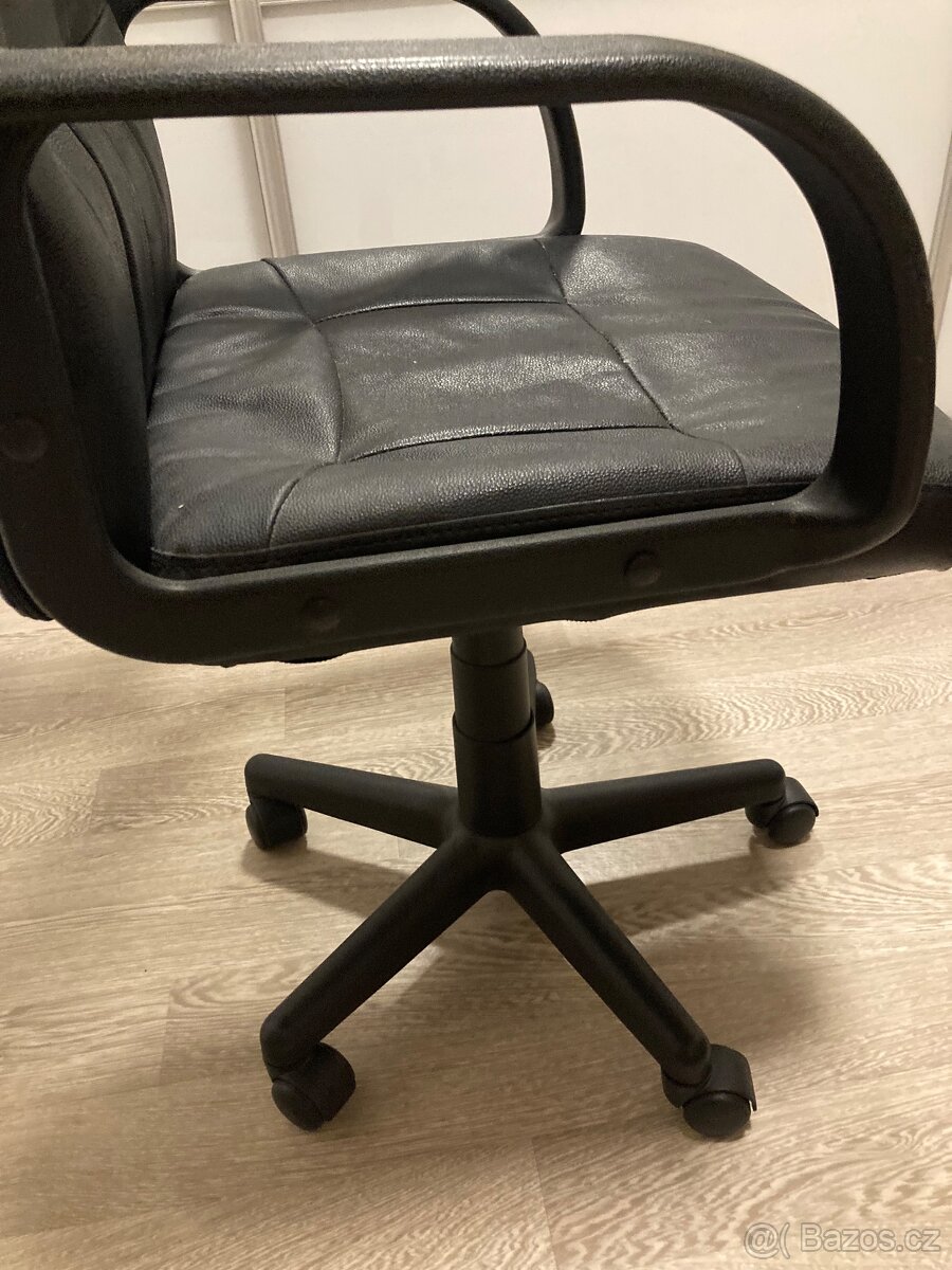 Kancelářská židle - 3