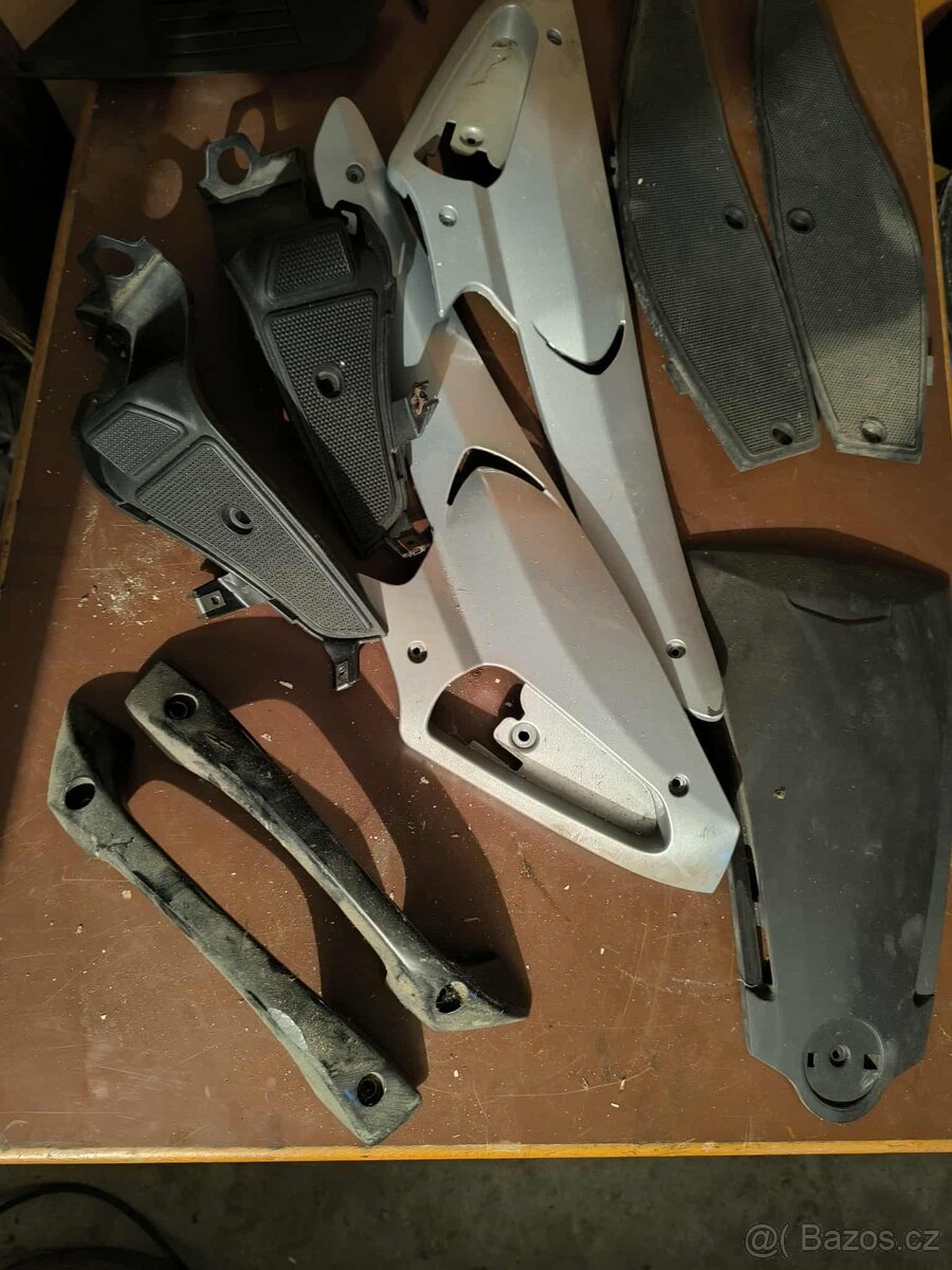 Díly gilera runner 180-200 - 3