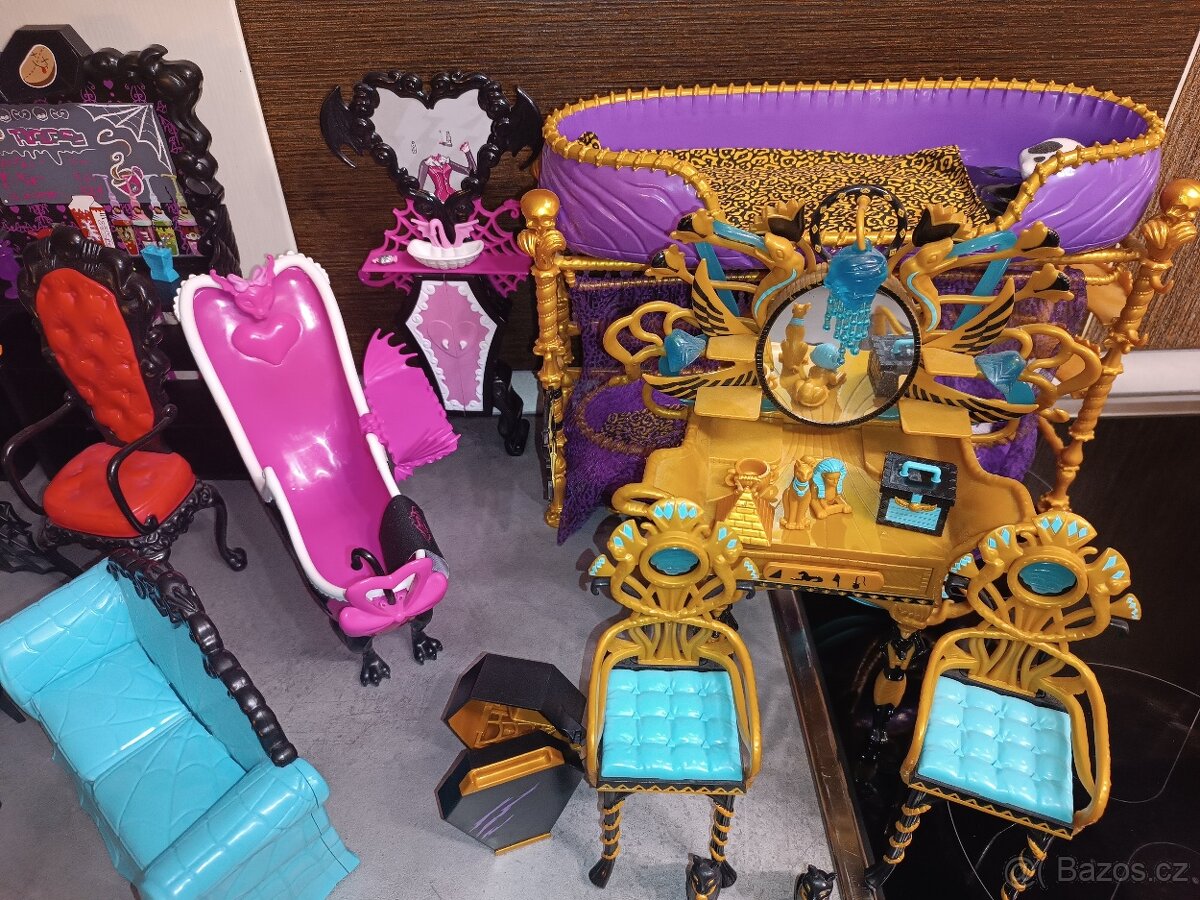 Monster High nábytek, doplňky - 3