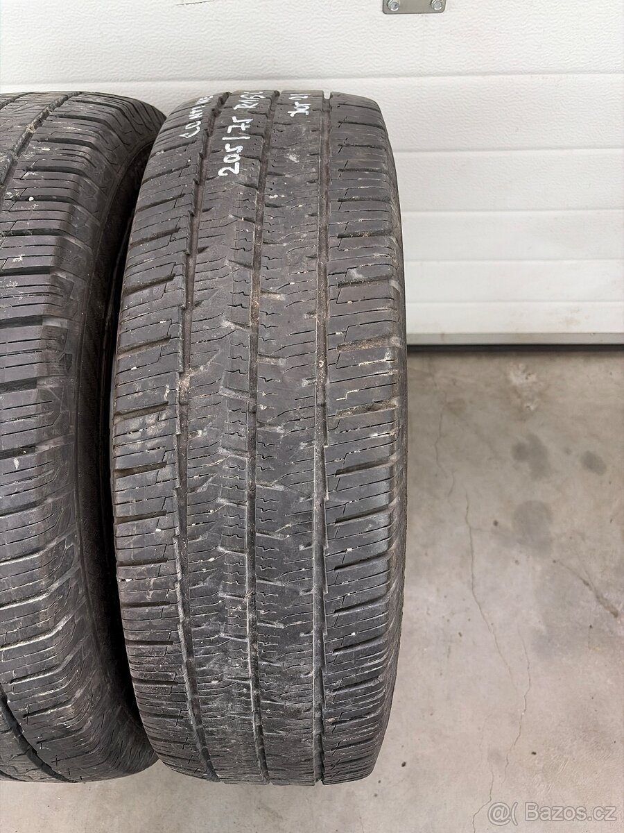 Pneu 205/75/16C - 3