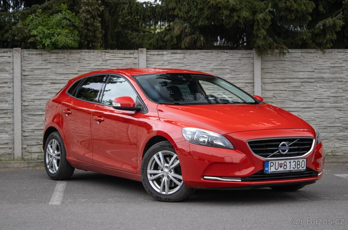 Volvo V40 T2, 1.6l - benzín, manuál - 3