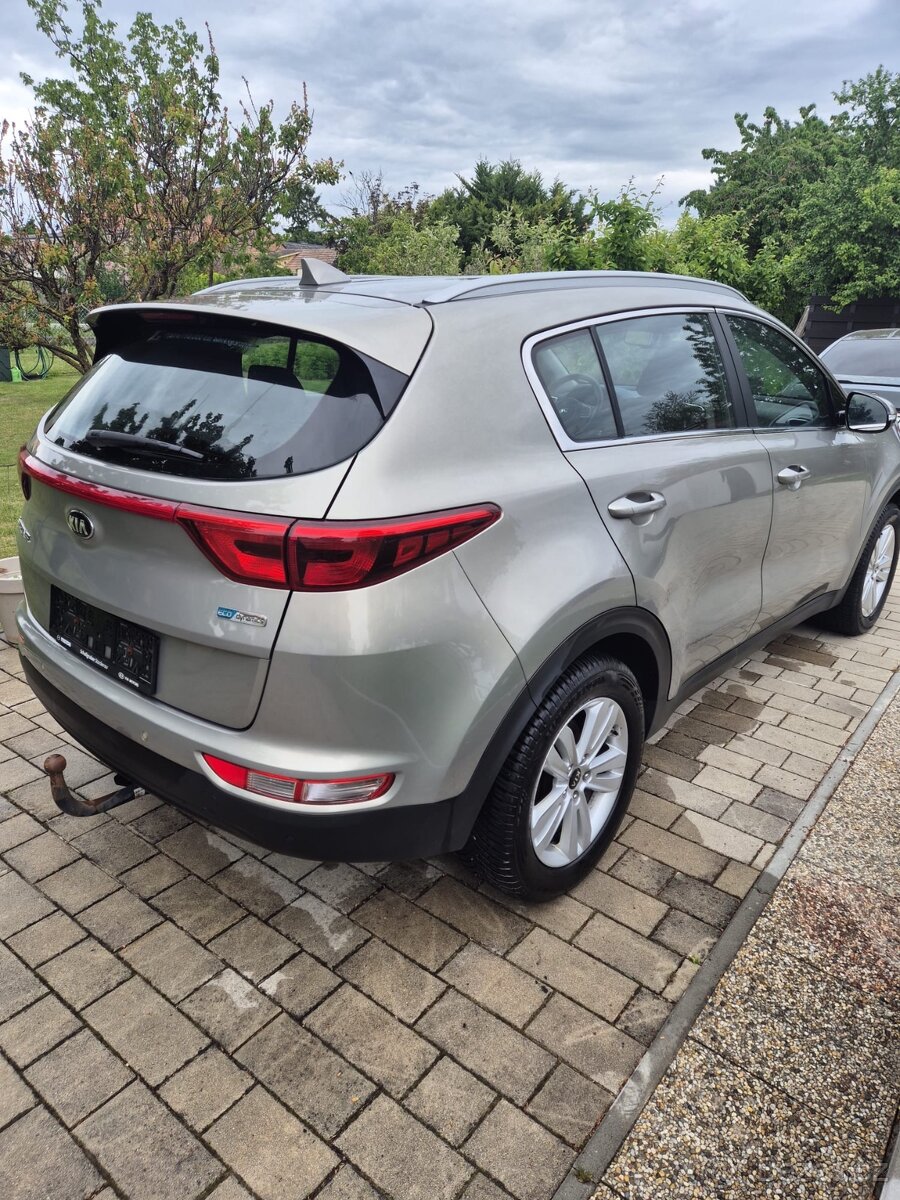 KIA Sportage 1.7 CRDI 2WD M6 - 3