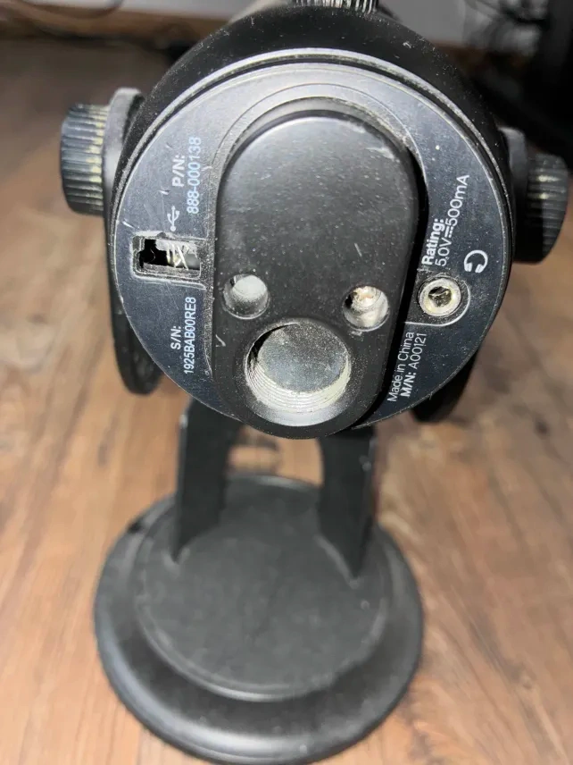 Logitech G blue yeti - 3