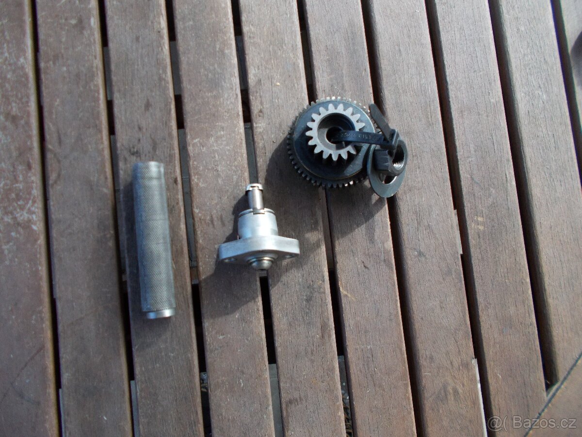 Husqvarna 610 / 410 - napínák rozvodů - 3