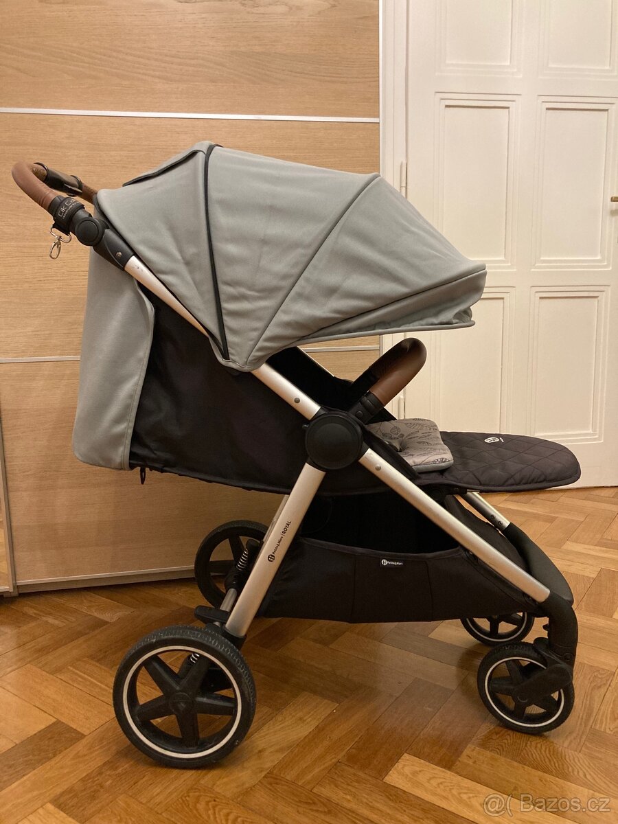 Kočárek Petite&Mars Royal 2023 v zimní výbavě - 3