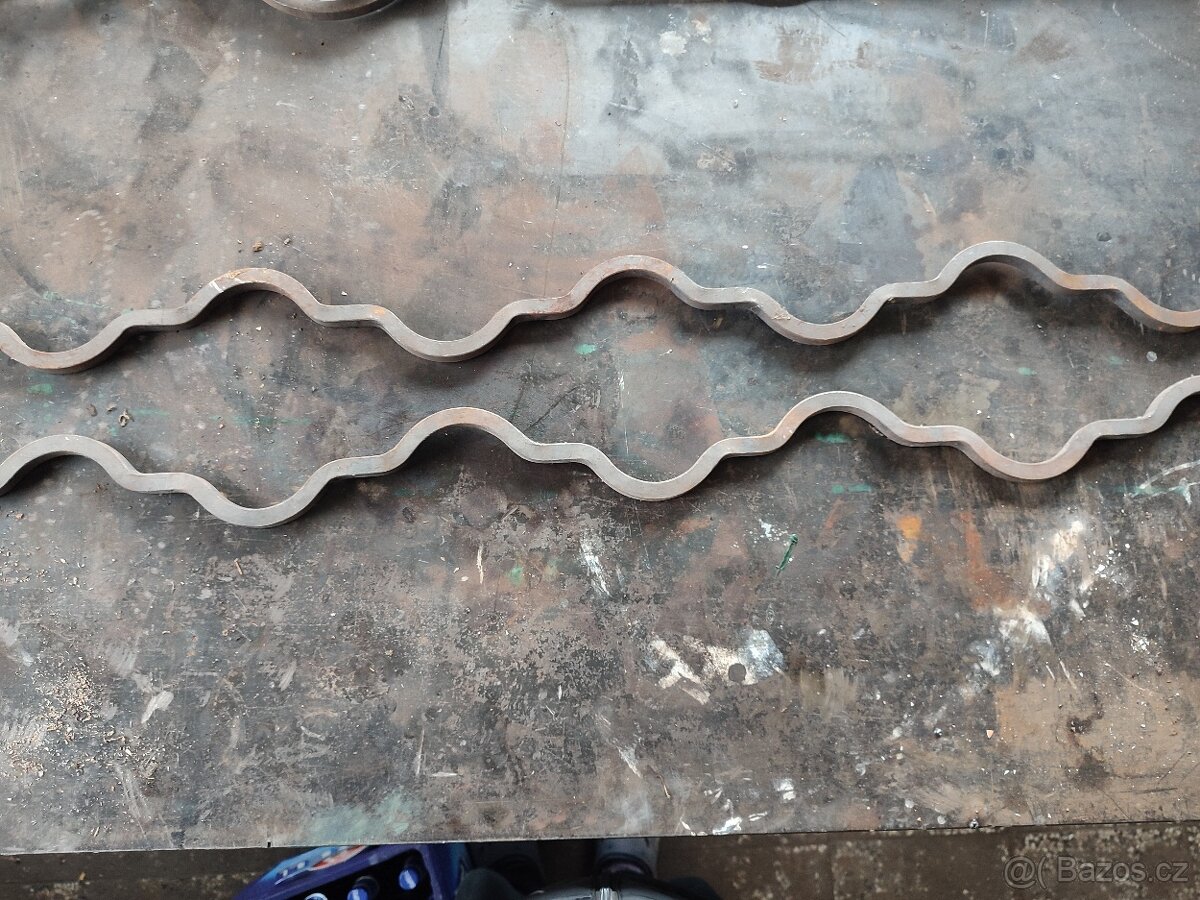 Hydraulický lis na výrobu mříží - 3