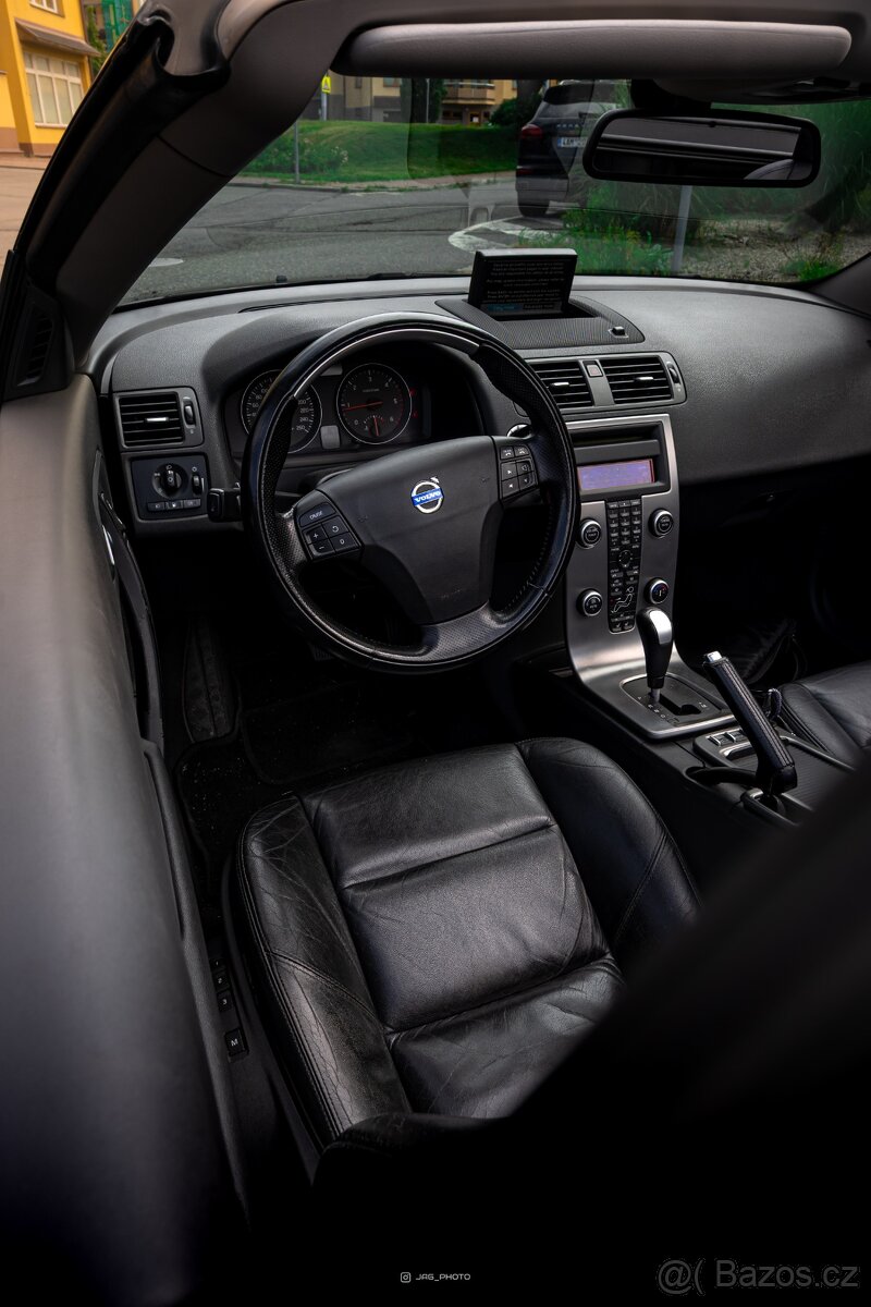 Volvo C70 • 2009 • 2.0D 100 kW • Automat • Summum - 3