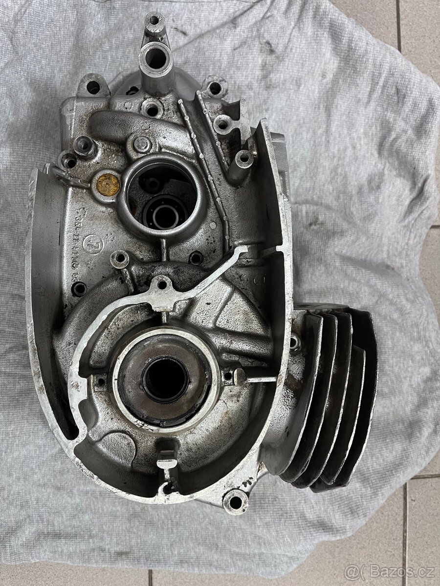 Kartery Jawa 350 kývačka, sport bez čísla - 3