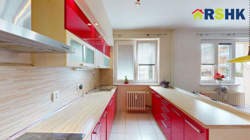 Prostorný byt 4+KK s balkóny a velkým sklepem ve... - 3