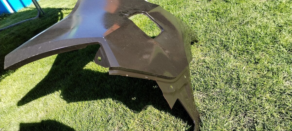 Škoda Rapid sedan blatník - 3