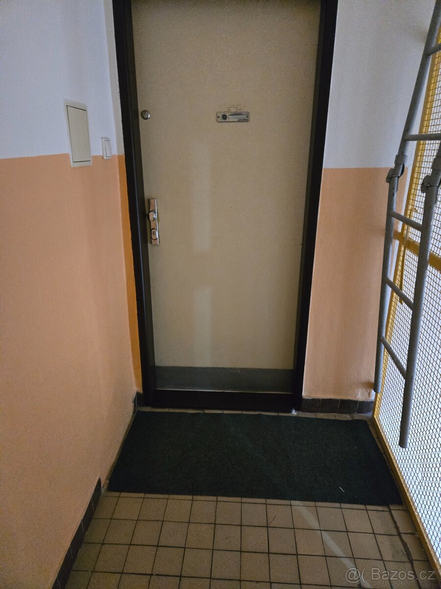 Pronájem bytu 2+1 56 m² Luční, Semily - Podmoklice - 3