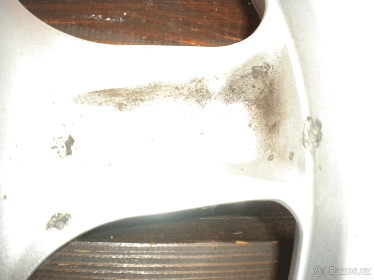 Prodám disky na Renault - 3