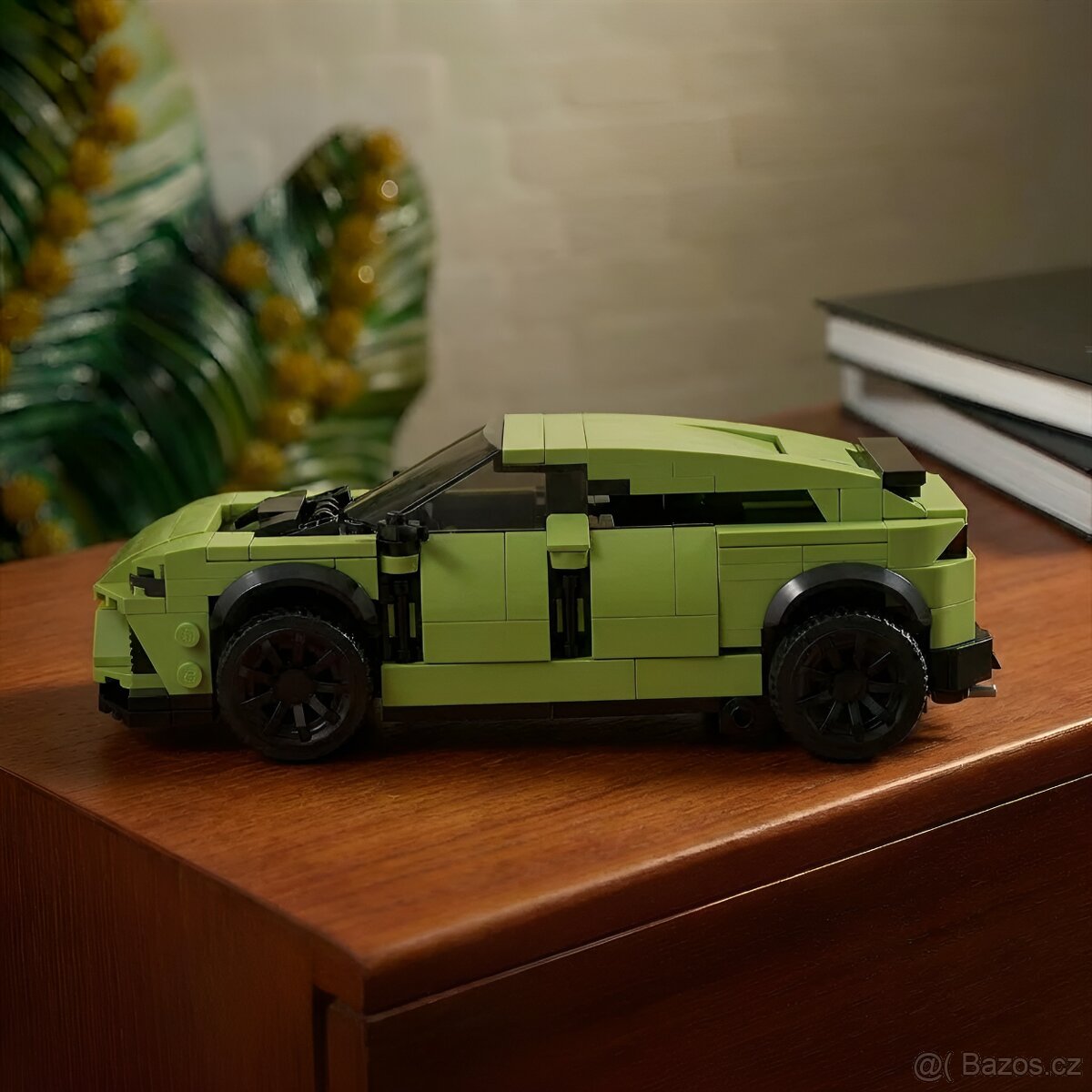 LEGO MOC Lamborghini Urus - 3