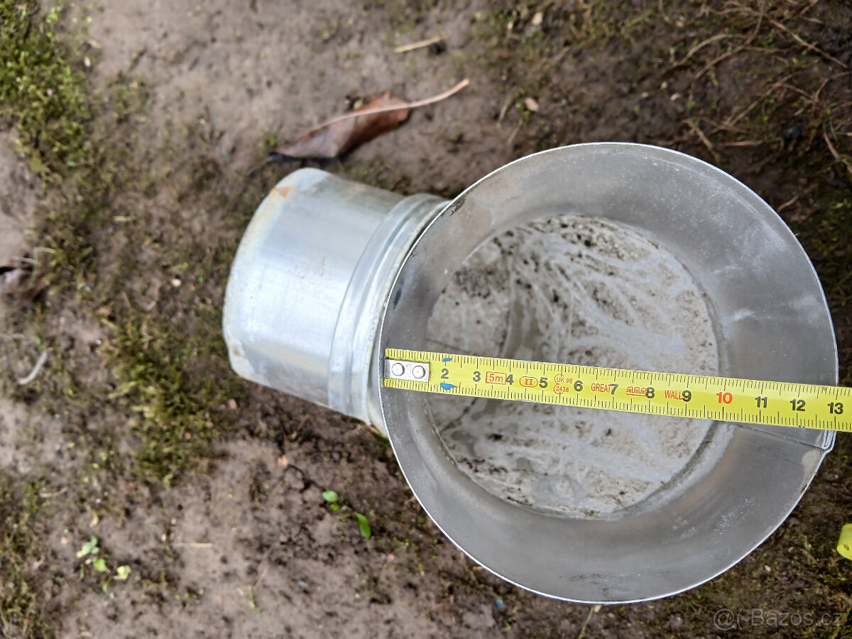 2 komínové roury a 3 kolena, průměr 130 - 3