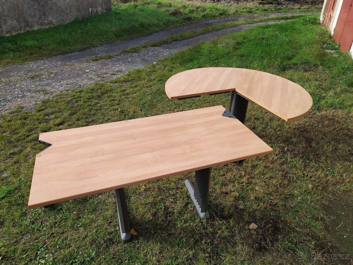 Kancelářský stůl - 3