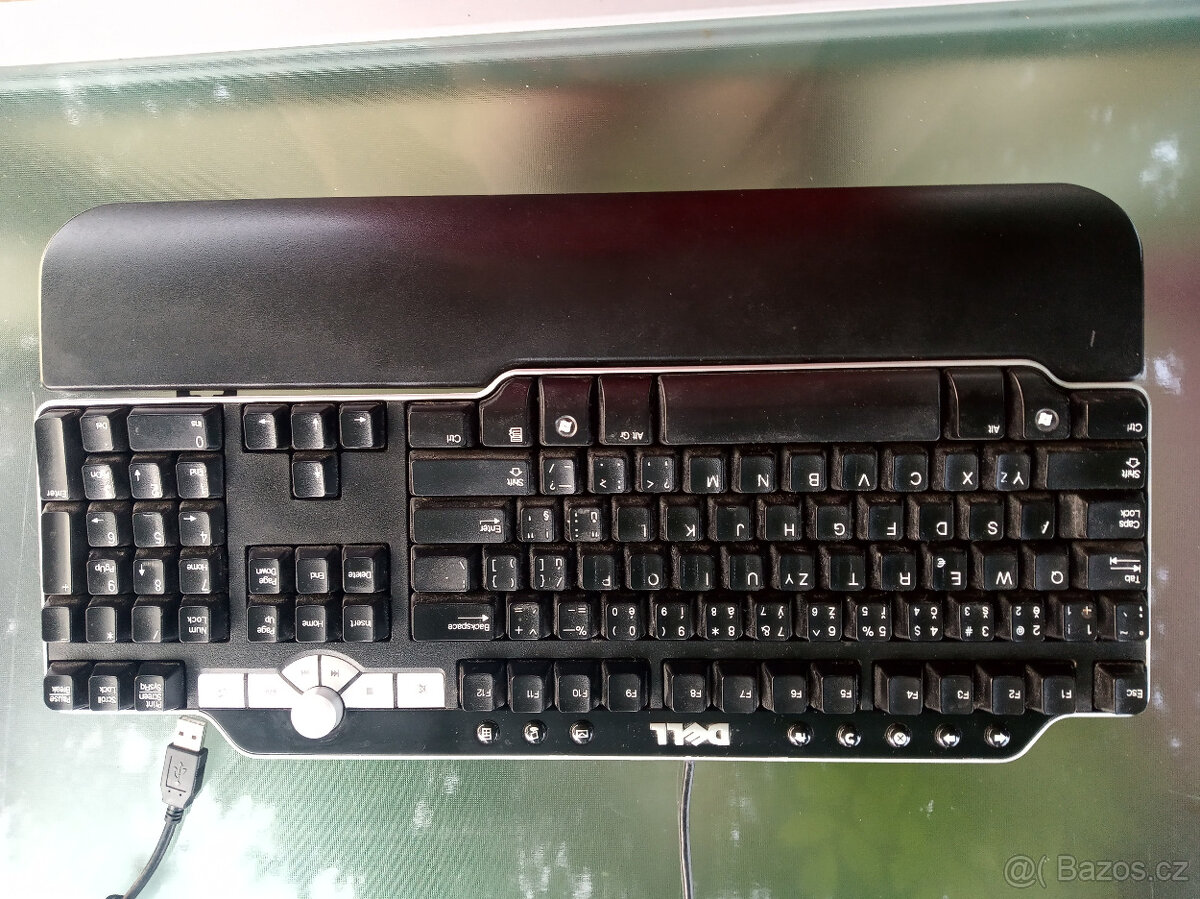 Multimediální klávesnice Dell SK-8135 s opěrkou USB - 3