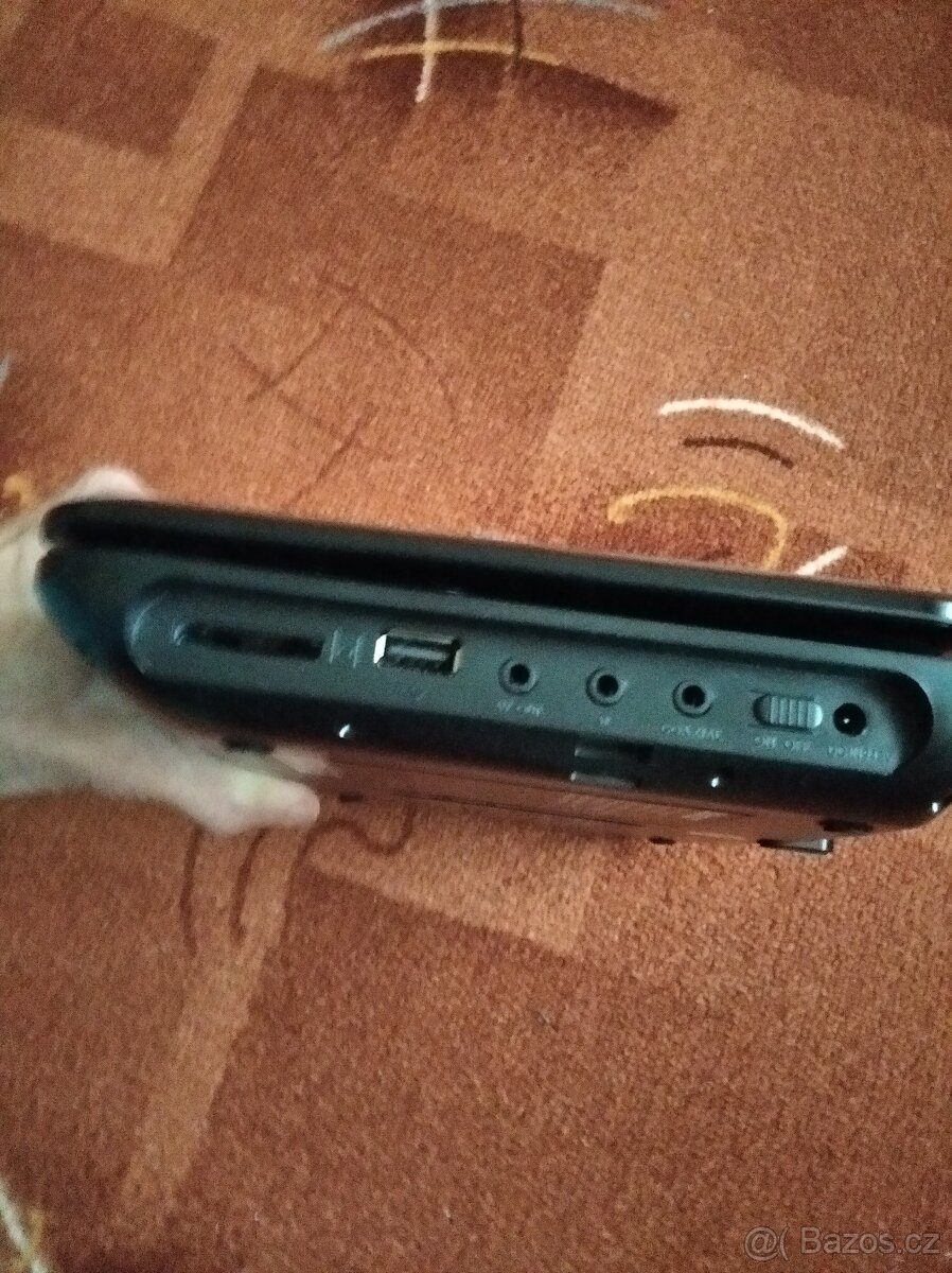 Přenosný DVD přehrávač Sencor - 3