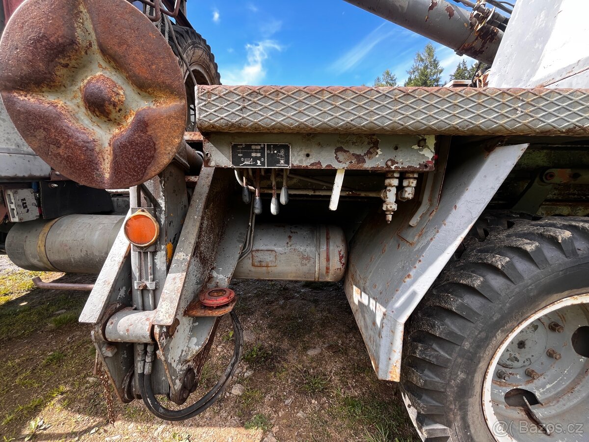 Praga V3S AD 080 motor Zetor 6v - 3