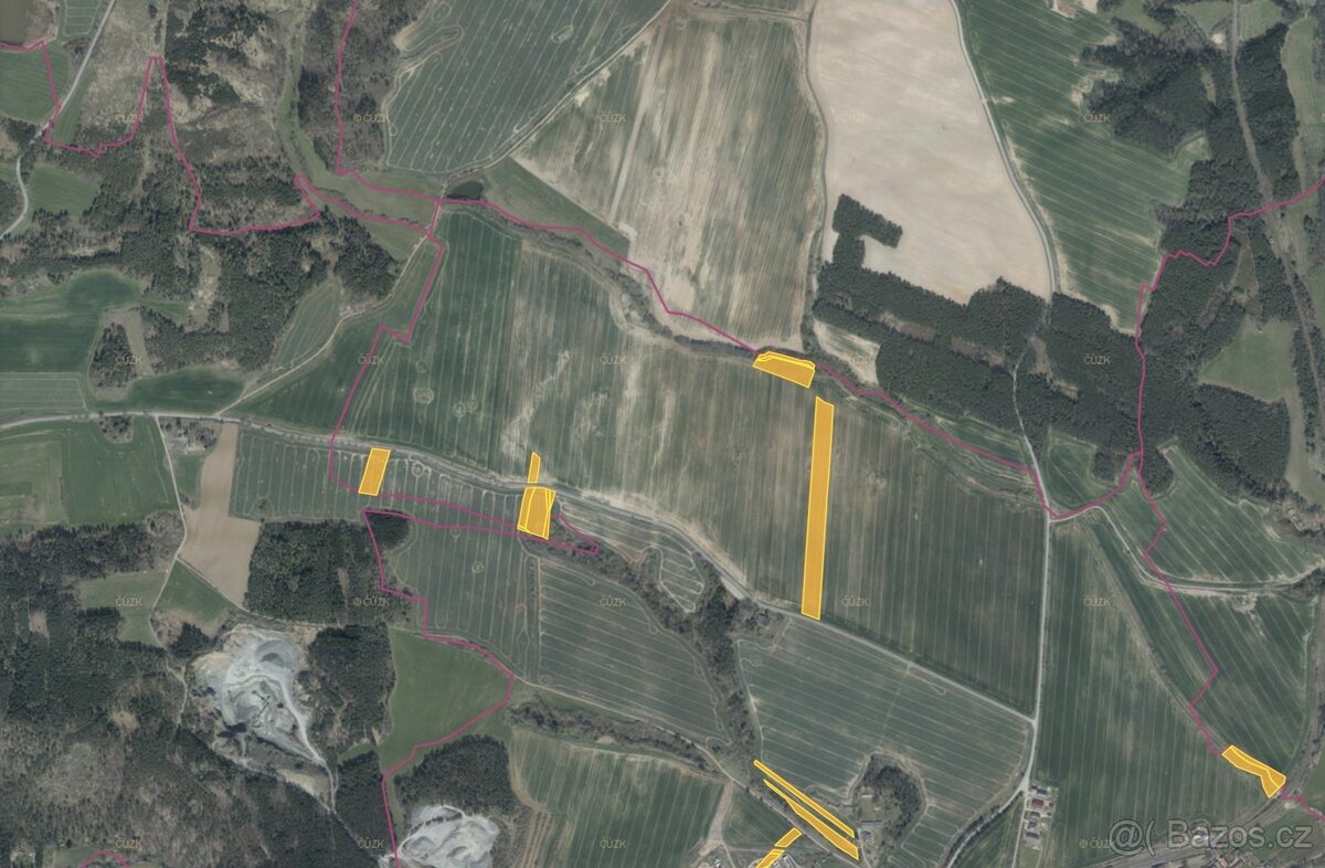 Mladotice 37 649 m² - 3