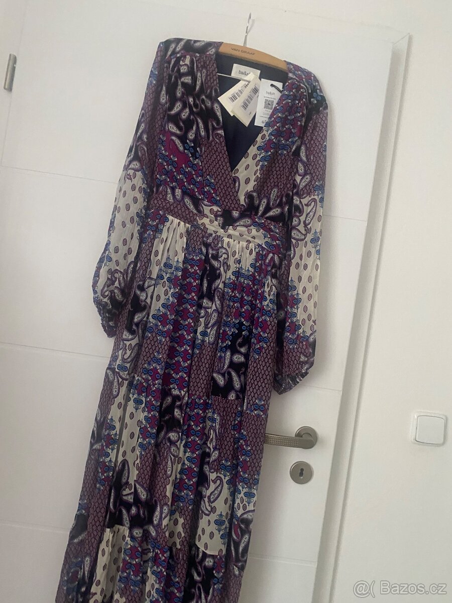 Šaty Bash do společnosti i do mesta - 3