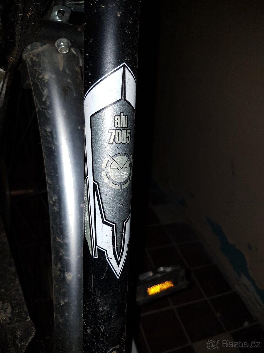 Leader Fox 28" Espirit City Cruiser. - 3