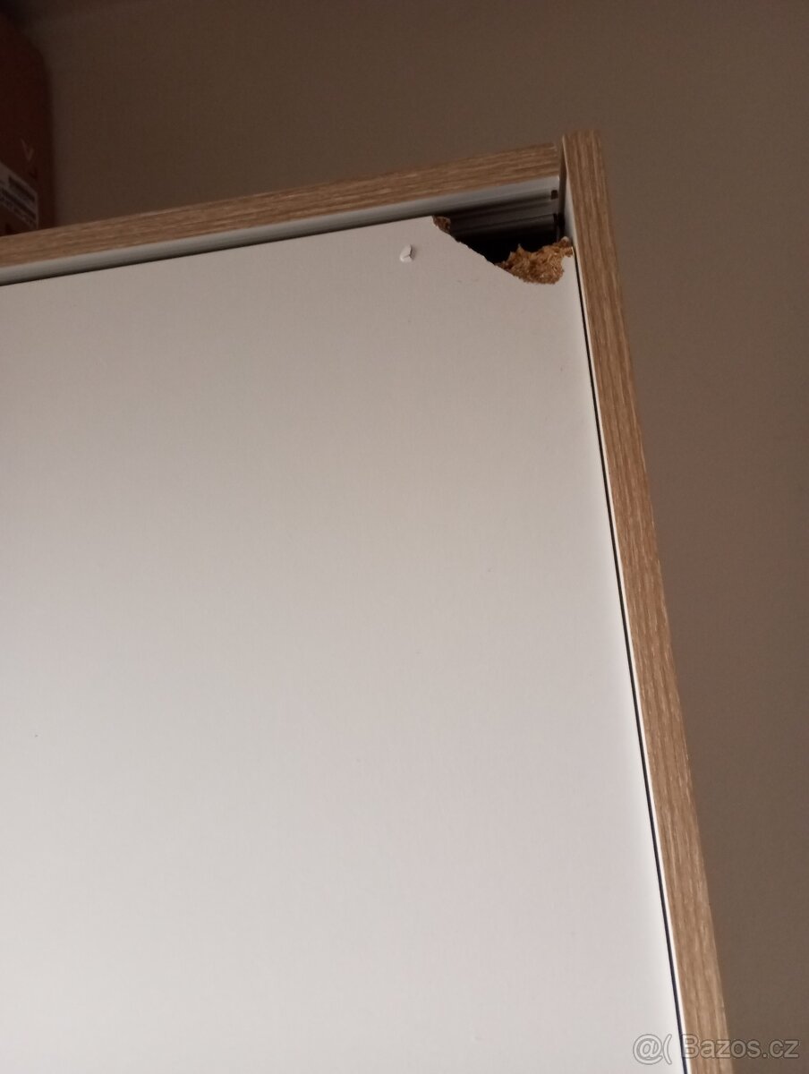 Šatní skříň - 3