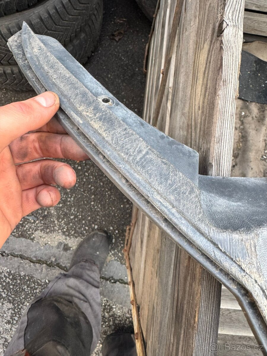 Spoiler předního nárazníku VW Passat B8 3G0805903E - 3