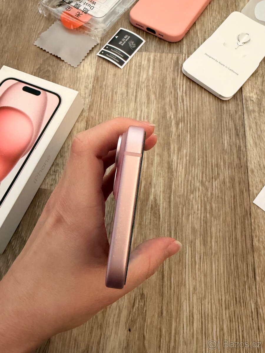 IPhone 15 128gb pink - 3
