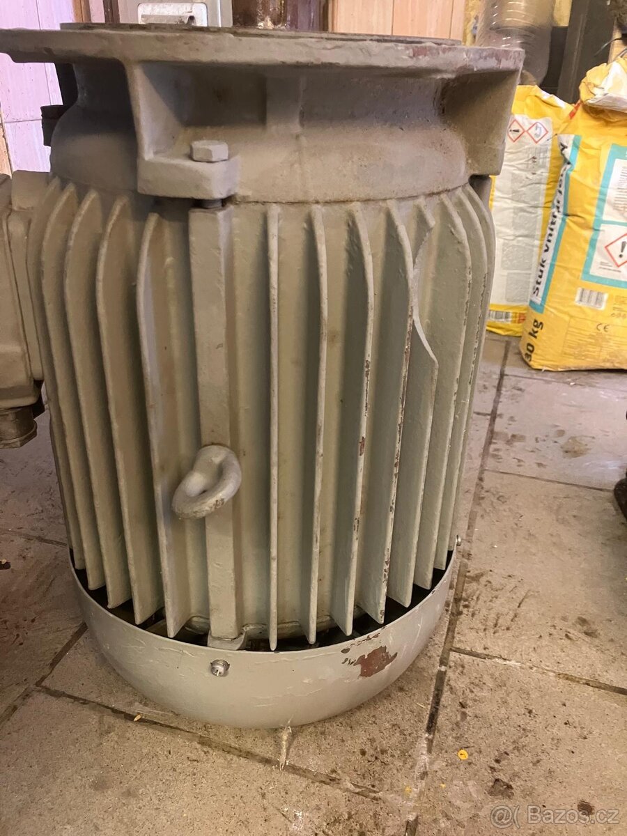 elektromotor 7,5 kw MEZ MOHELNICE - 3