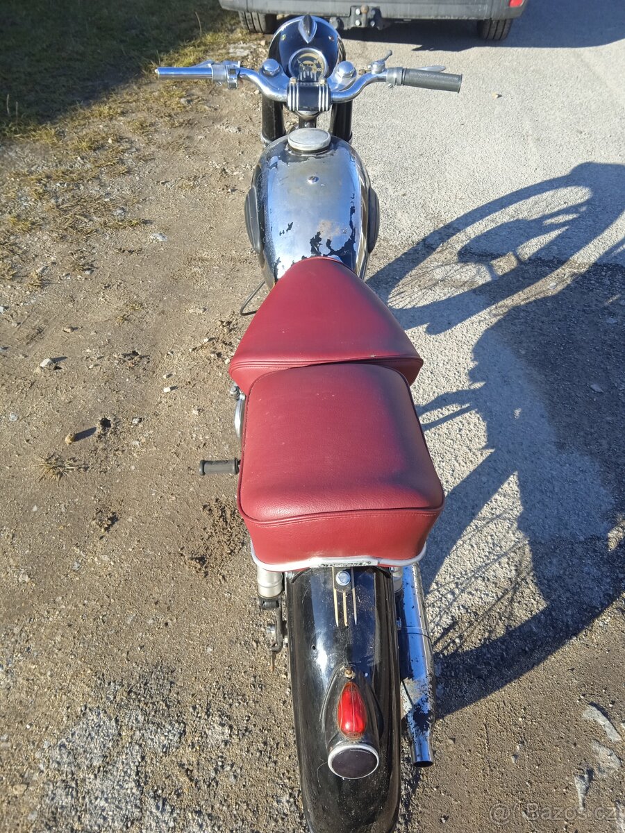 Triumph Cornet 200 - 3