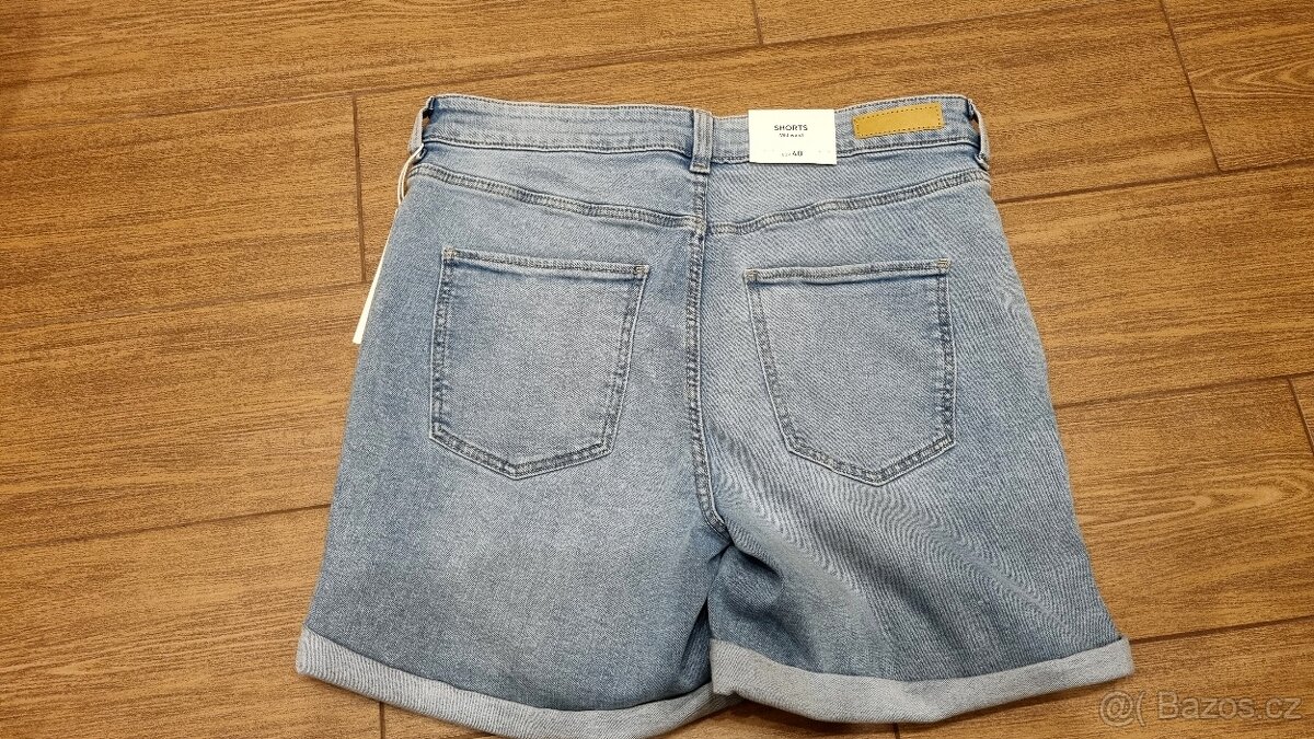 Džínové šortkyC&A Džínové šortky - 3