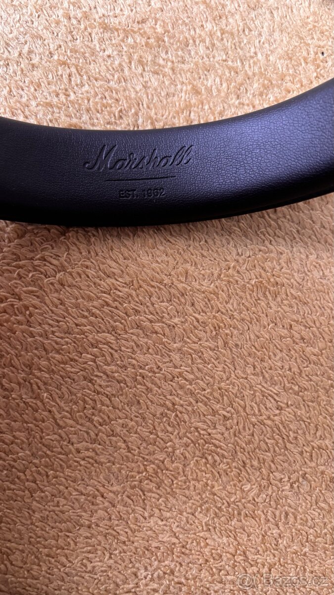 Marshall- sluchátka - 3