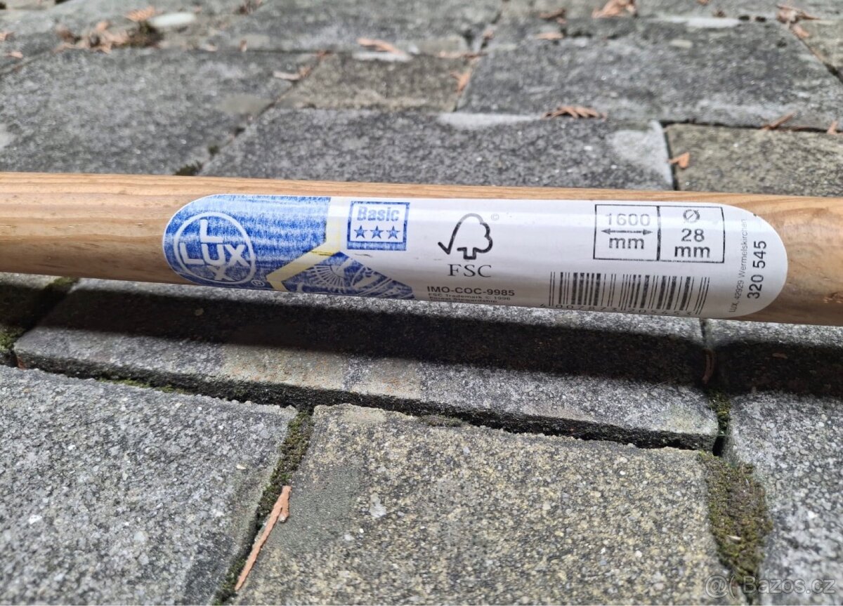 Vertikutační hrábě Lux Tools - 3