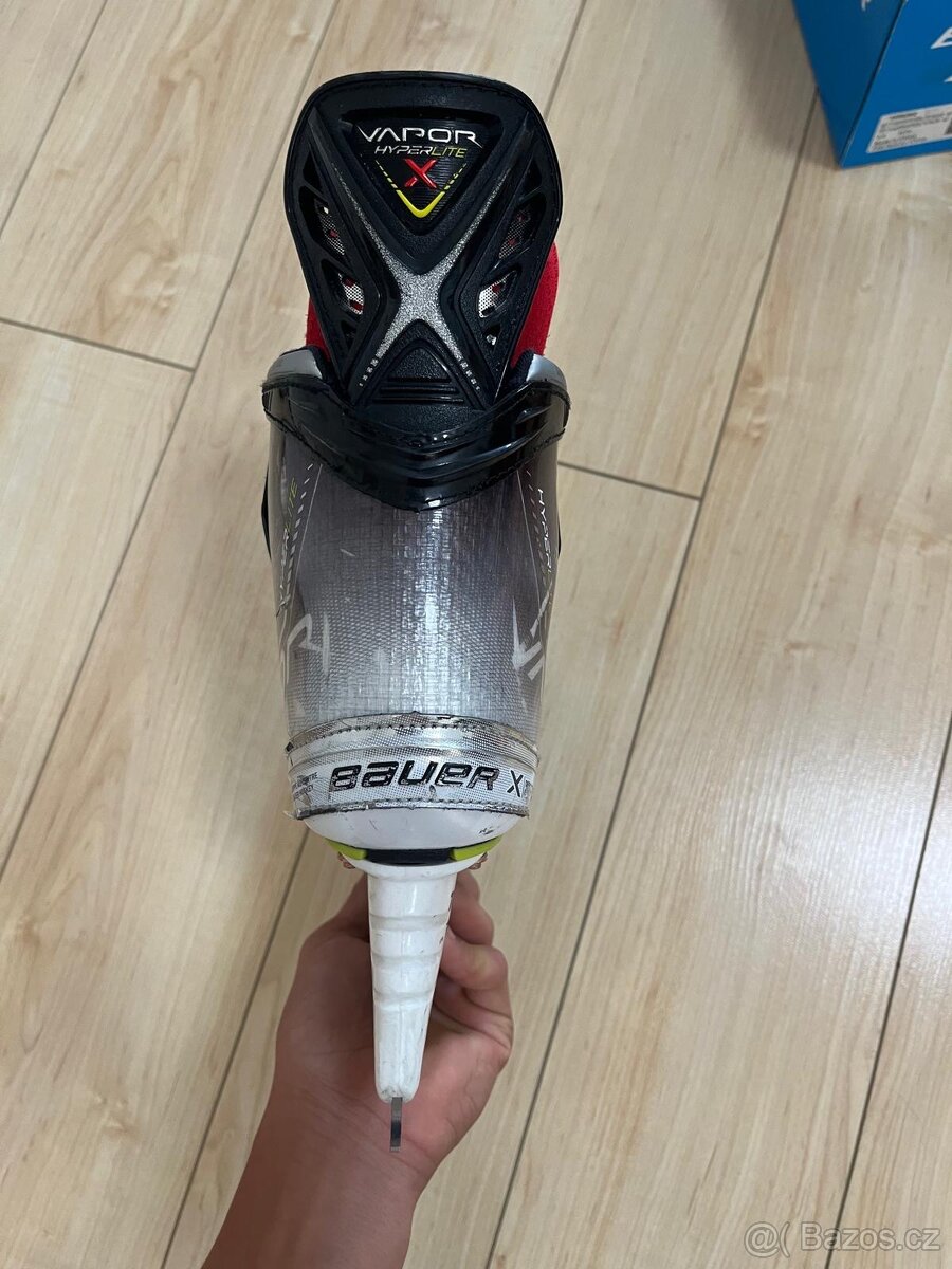 Brusle Bauer Hyperlite - 3