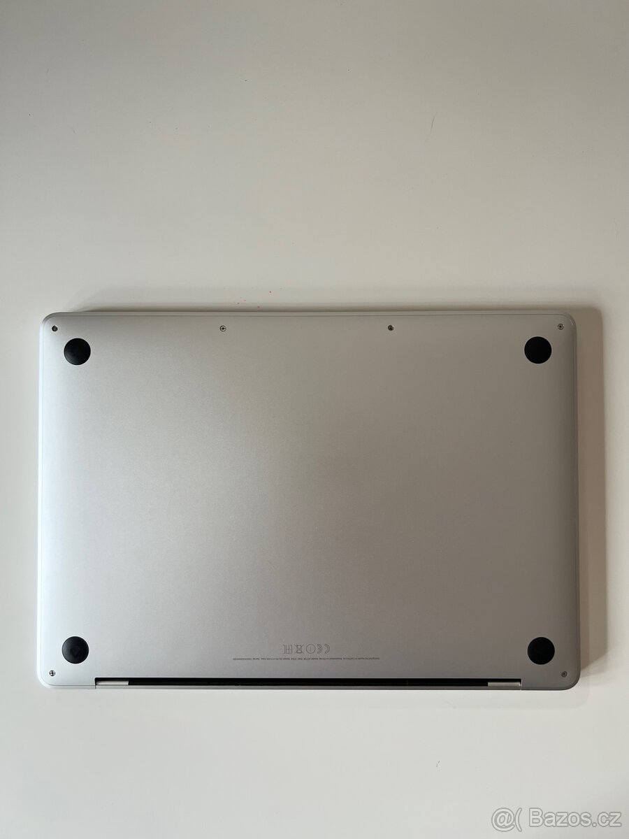 Apple MacBook Pro 13 256 GB 2017 - 3