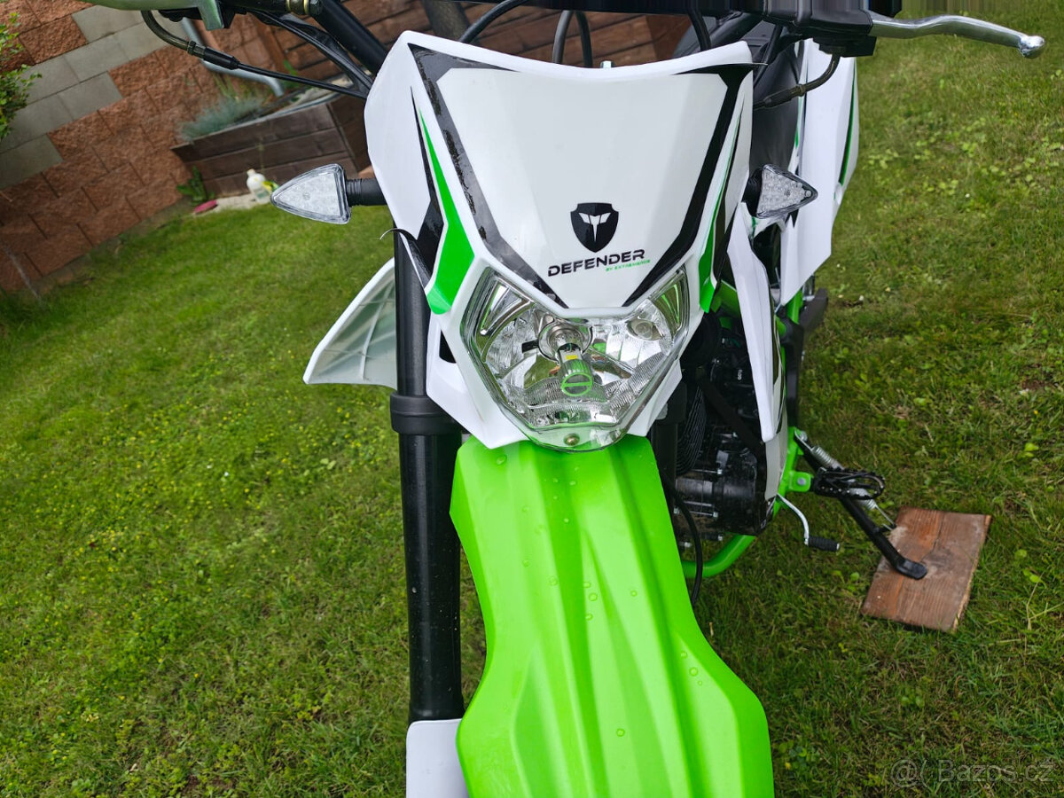 MiniRocket Mikilon Defender 250RR 19/16 zelená