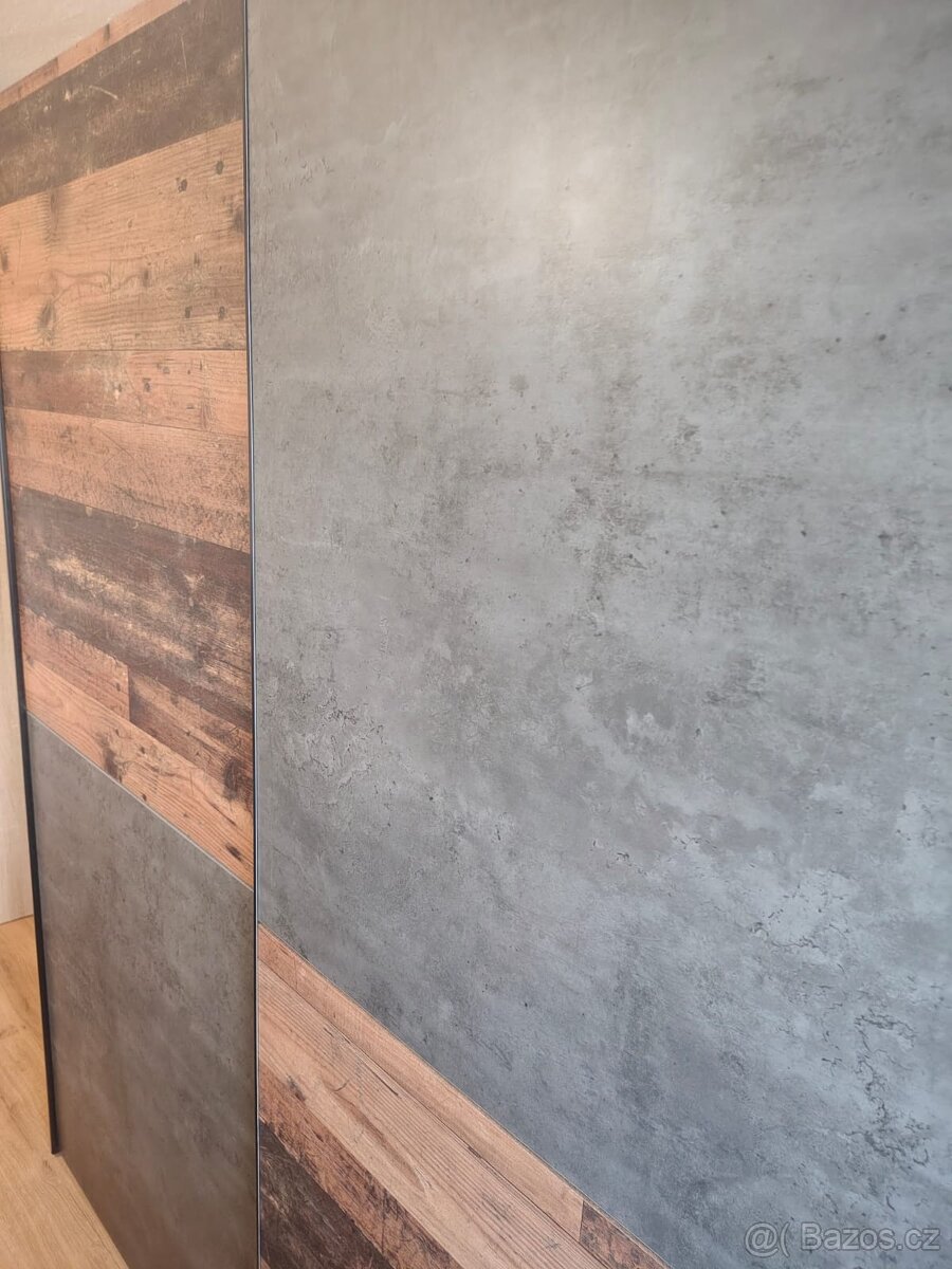 Šatní skříň - 3