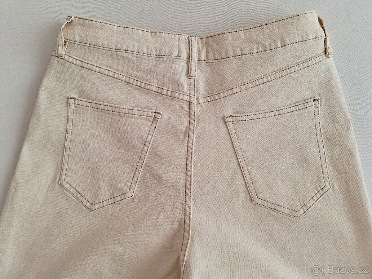 NOVÉ DŽÍNY, zn. F+F - 3