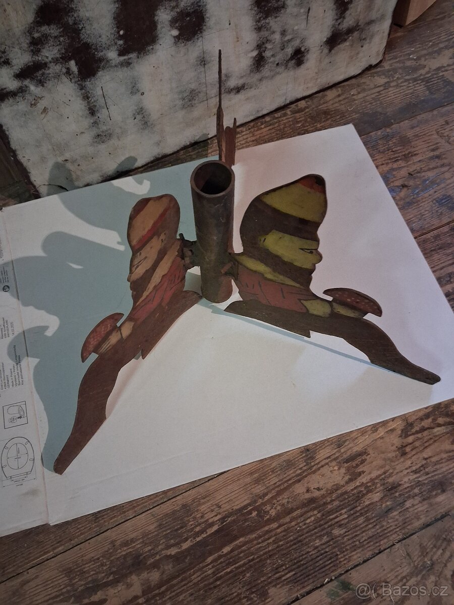 Starožitný vánoční stojan - 3