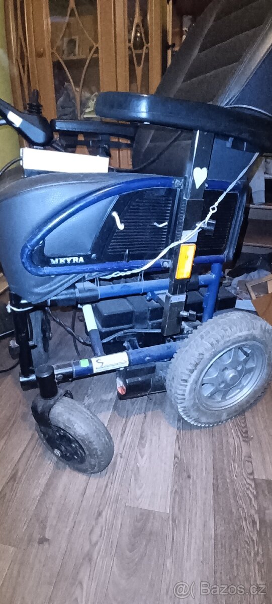 Elektrický invalidní vozík Meyra - 3