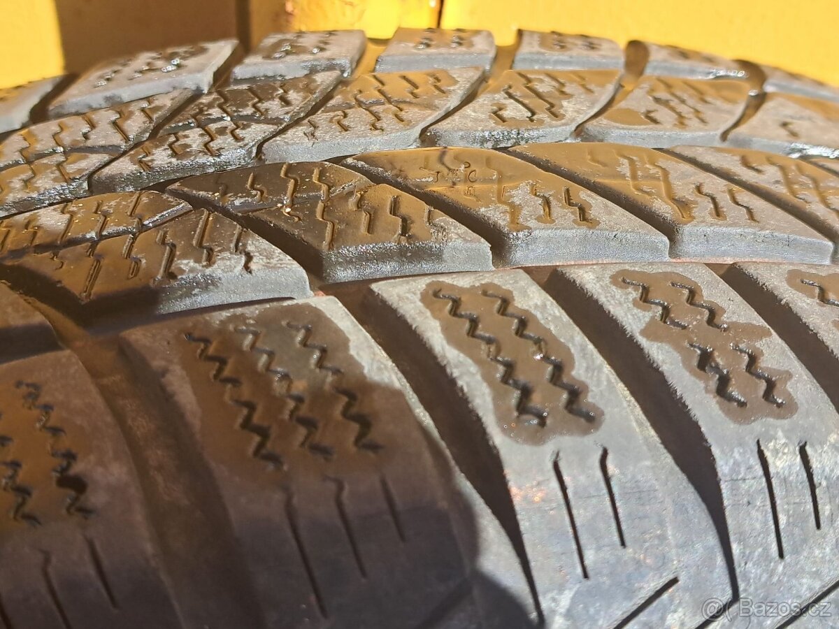 Zimní pneu. 175/70 R14 5X100 - 3
