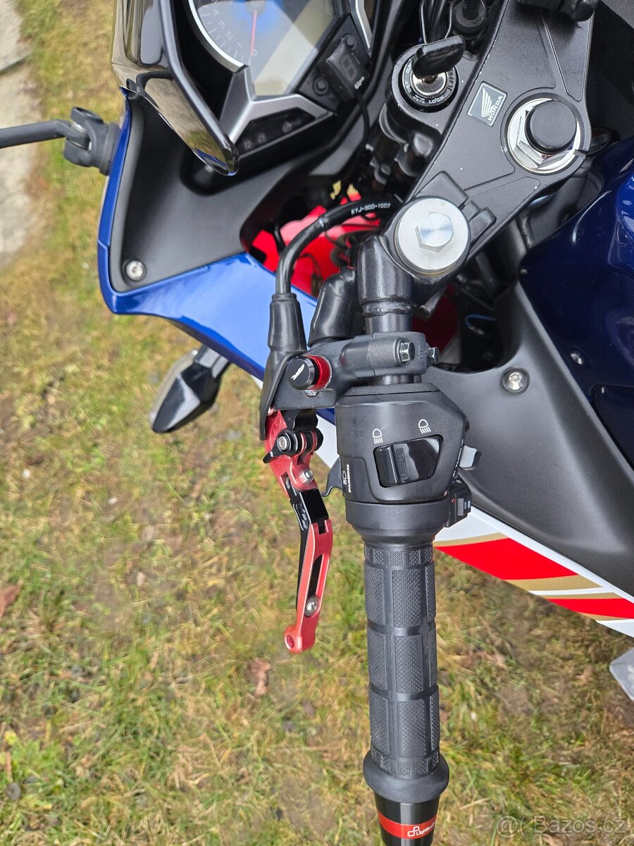 Honda CBR 250 R - 3