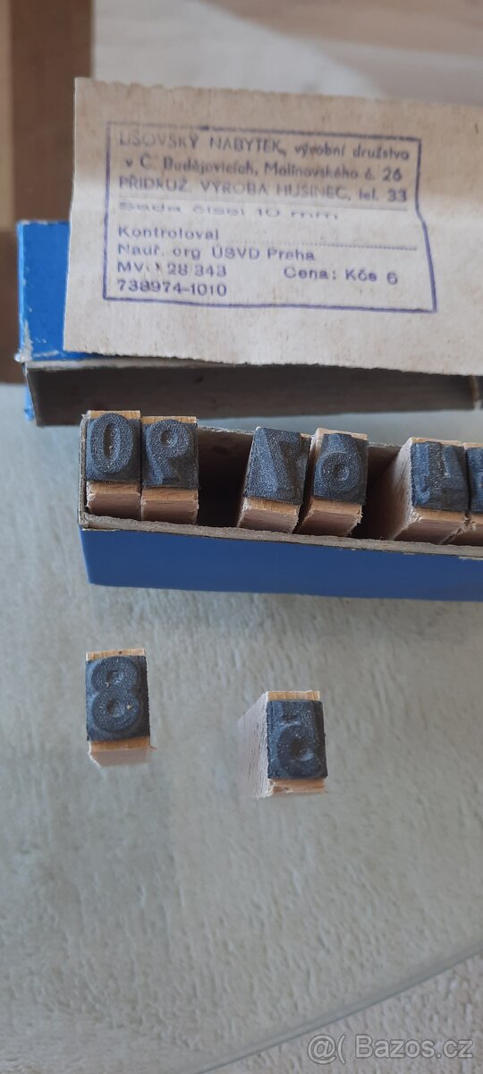 Retro sada razítek- písmena,číslice - 3